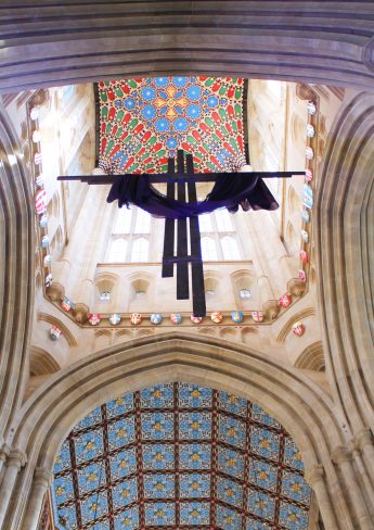 Cathedral LentCross0-1100x1556