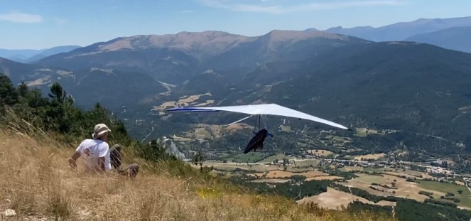 Tim Launch at St André